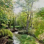 B&B Moulin De La Diversiere, Avec Piscine En Pleine Nature
