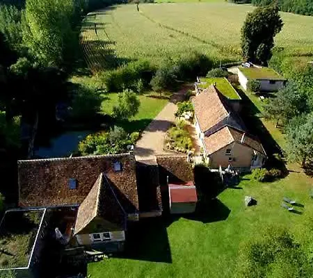 Moulin De La Diversiere, Avec Piscine En Pleine Nature Bed & Breakfast 3*