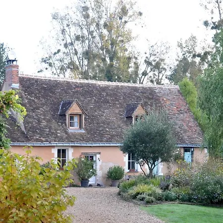Moulin De La Diversiere, Avec Piscine En Pleine Nature Bed & Breakfast