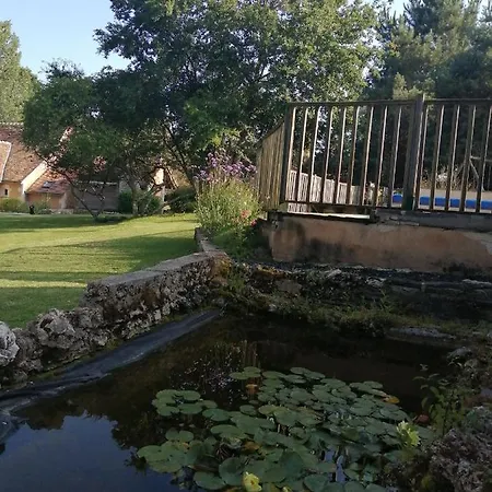 לינה וארוחת בוקר Moulin De La Diversiere, Avec Piscine En Pleine Nature Savigné-sous-le-Lude