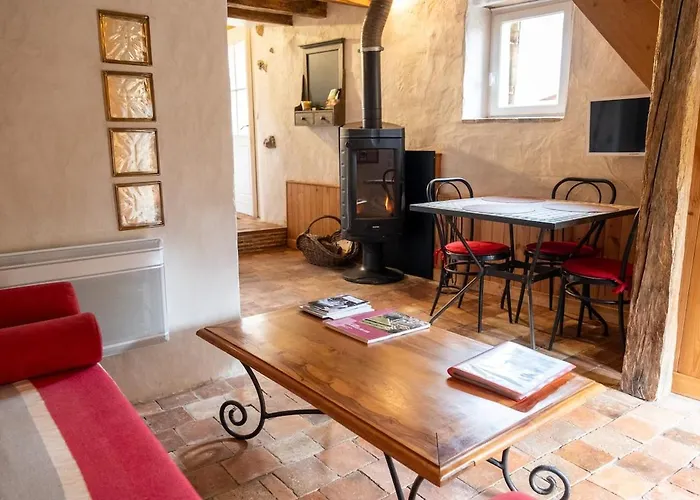 Frühstückspension Moulin De La Diversiere, Avec Piscine En Pleine Nature 3*